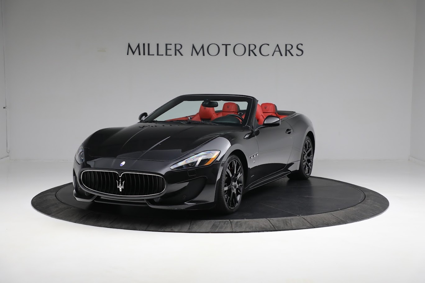 Used 2014 Maserati GranTurismo for sale Sold at Bugatti of Greenwich in Greenwich CT 06830 1