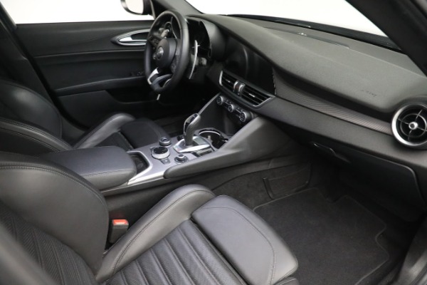 Used 2021 Alfa Romeo Giulia Ti Sport for sale $34,900 at Bugatti of Greenwich in Greenwich CT 06830 13
