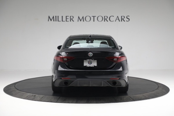 Used 2021 Alfa Romeo Giulia Ti Sport for sale $34,900 at Bugatti of Greenwich in Greenwich CT 06830 6