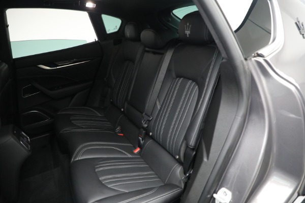 Used 2022 Maserati Levante Modena for sale $39,995 at Bugatti of Greenwich in Greenwich CT 06830 13