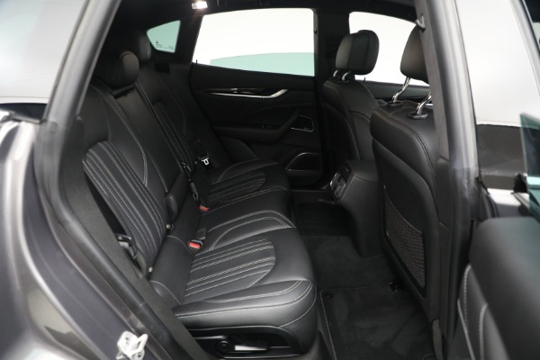 Used 2022 Maserati Levante Modena for sale $39,995 at Bugatti of Greenwich in Greenwich CT 06830 16