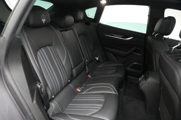 Used 2022 Maserati Levante Modena for sale $39,995 at Bugatti of Greenwich in Greenwich CT 06830 17