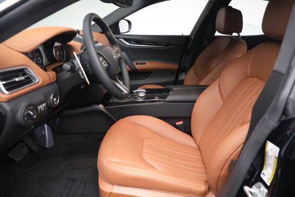 New 2022 Maserati Ghibli Modena Q4 for sale Sold at Bugatti of Greenwich in Greenwich CT 06830 14