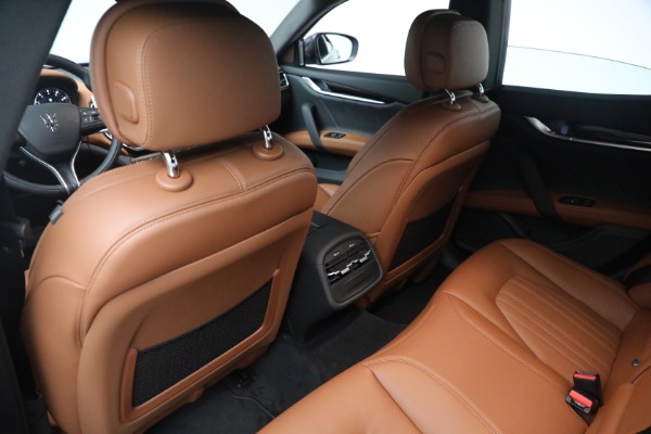 New 2022 Maserati Ghibli Modena Q4 for sale Sold at Bugatti of Greenwich in Greenwich CT 06830 16
