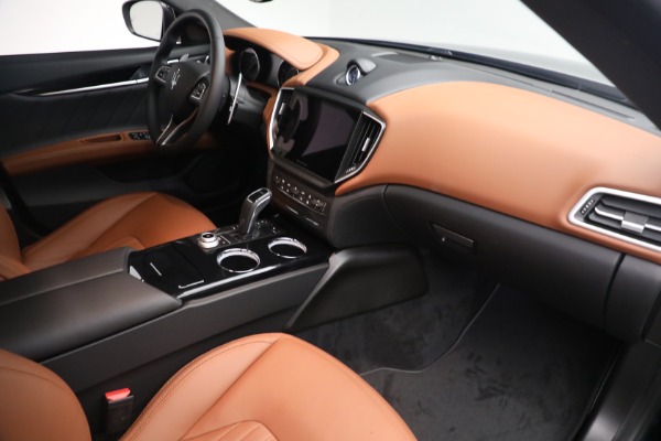 New 2022 Maserati Ghibli Modena Q4 for sale Sold at Bugatti of Greenwich in Greenwich CT 06830 18