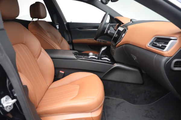 New 2022 Maserati Ghibli Modena Q4 for sale Sold at Bugatti of Greenwich in Greenwich CT 06830 19