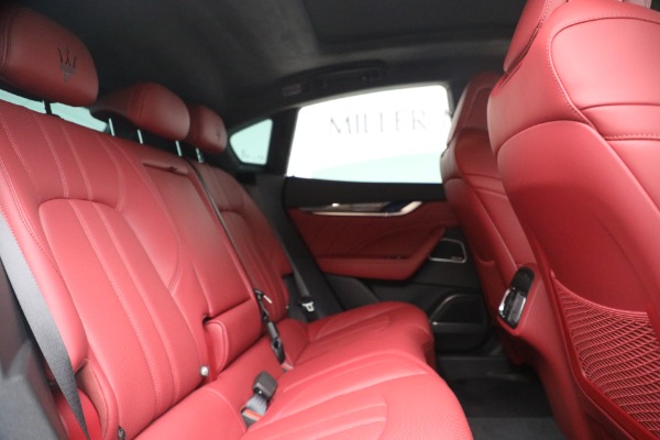 New 2022 Maserati Levante Modena for sale Sold at Bugatti of Greenwich in Greenwich CT 06830 25