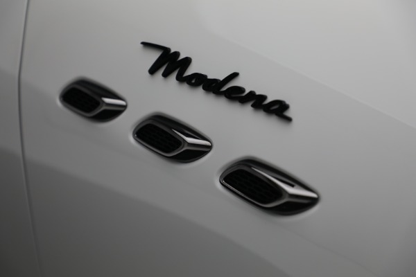 New 2022 Maserati Levante Modena for sale $111,885 at Bugatti of Greenwich in Greenwich CT 06830 27