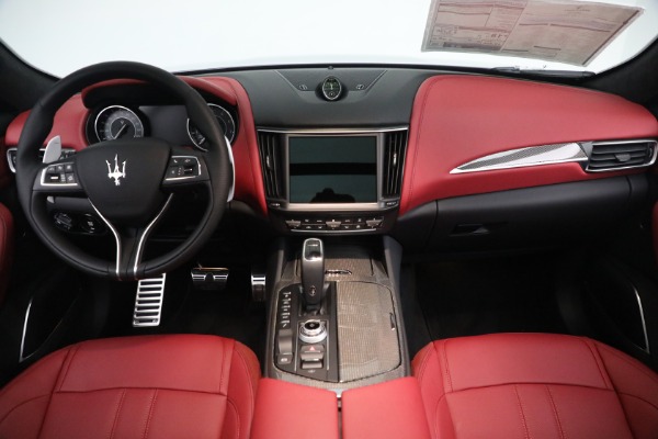 New 2022 Maserati Levante Modena for sale $114,275 at Bugatti of Greenwich in Greenwich CT 06830 16