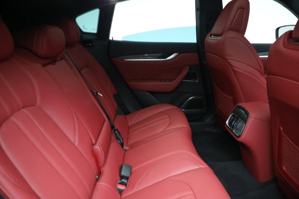 New 2022 Maserati Levante Modena for sale $114,275 at Bugatti of Greenwich in Greenwich CT 06830 25