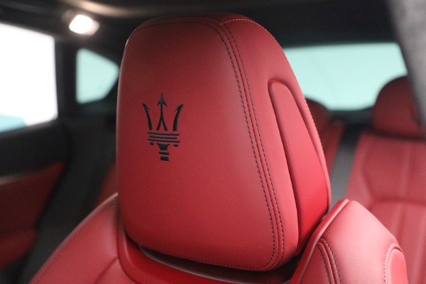 New 2022 Maserati Levante Modena for sale $114,275 at Bugatti of Greenwich in Greenwich CT 06830 28