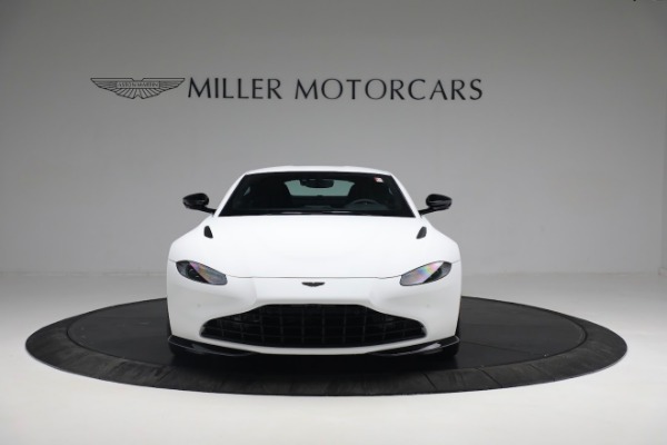 Used 2022 Aston Martin Vantage Coupe for sale $169,900 at Bugatti of Greenwich in Greenwich CT 06830 11