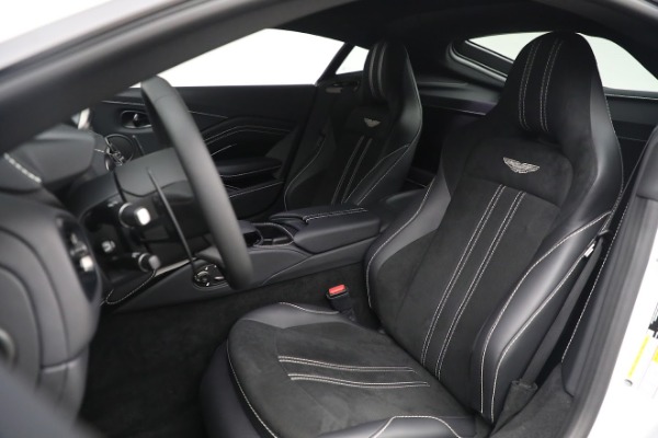 New 2022 Aston Martin Vantage Coupe for sale $185,716 at Bugatti of Greenwich in Greenwich CT 06830 15