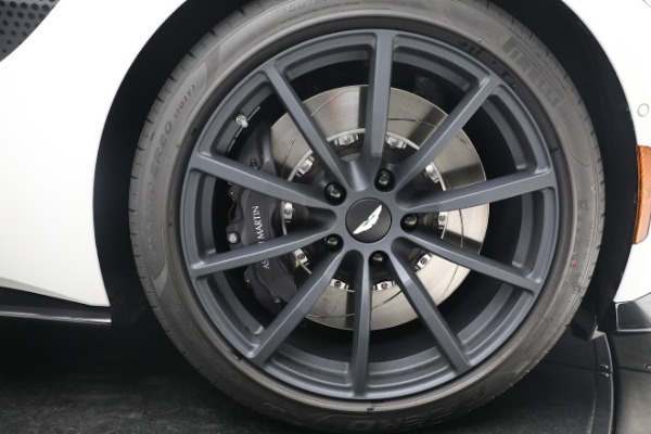 Used 2022 Aston Martin Vantage Coupe for sale $169,900 at Bugatti of Greenwich in Greenwich CT 06830 25