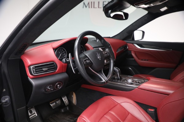 Used 2022 Maserati Levante Modena for sale $41,900 at Bugatti of Greenwich in Greenwich CT 06830 13