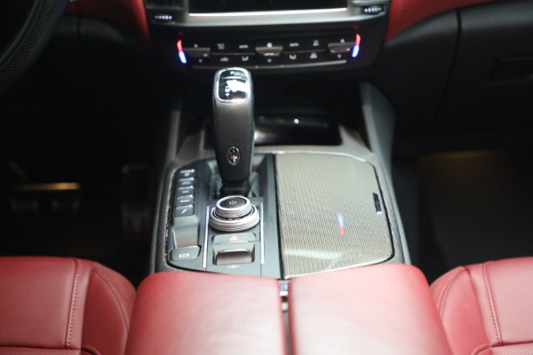 Used 2022 Maserati Levante Modena for sale $41,900 at Bugatti of Greenwich in Greenwich CT 06830 15