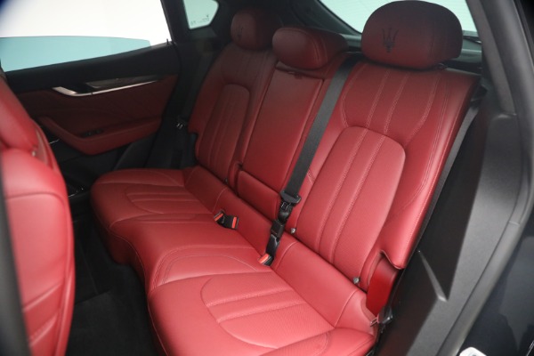 Used 2022 Maserati Levante Modena for sale $41,900 at Bugatti of Greenwich in Greenwich CT 06830 21