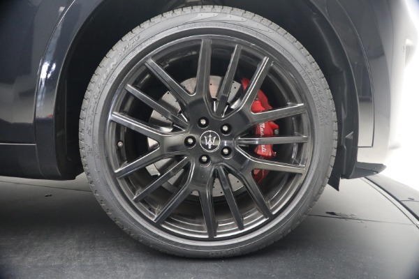 Used 2022 Maserati Levante Modena for sale $41,900 at Bugatti of Greenwich in Greenwich CT 06830 25