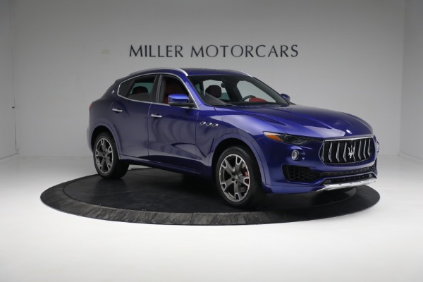 Used 2017 Maserati Levante for sale Sold at Bugatti of Greenwich in Greenwich CT 06830 11