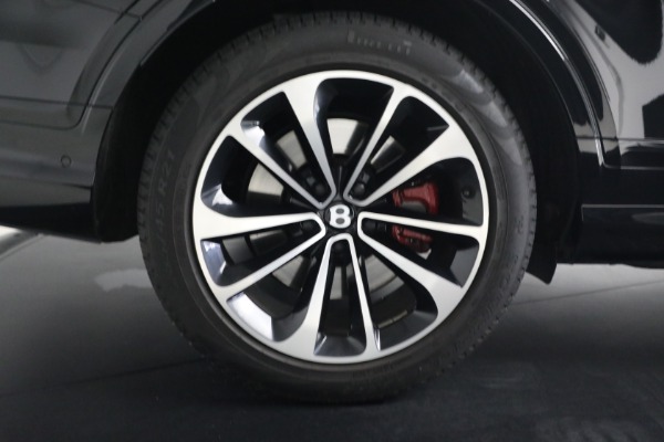 Used 2022 Bentley Bentayga V8 for sale $139,900 at Bugatti of Greenwich in Greenwich CT 06830 15