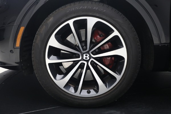 Used 2022 Bentley Bentayga V8 for sale $139,900 at Bugatti of Greenwich in Greenwich CT 06830 17