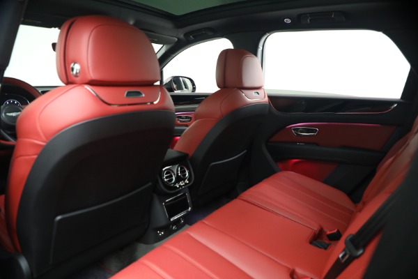 Used 2022 Bentley Bentayga V8 for sale $139,900 at Bugatti of Greenwich in Greenwich CT 06830 22