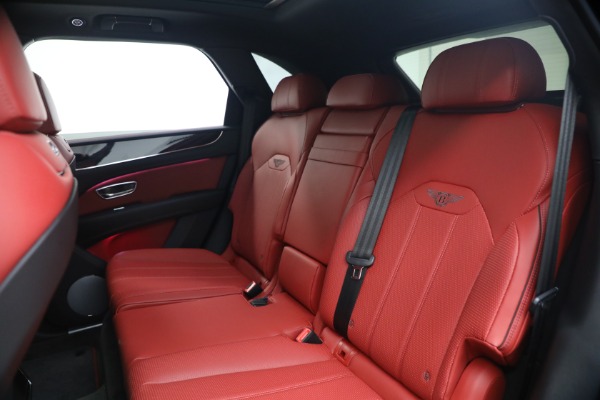 Used 2022 Bentley Bentayga V8 for sale $139,900 at Bugatti of Greenwich in Greenwich CT 06830 24