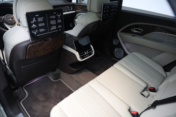New 2023 Bentley Bentayga EWB Azure for sale $302,995 at Bugatti of Greenwich in Greenwich CT 06830 17