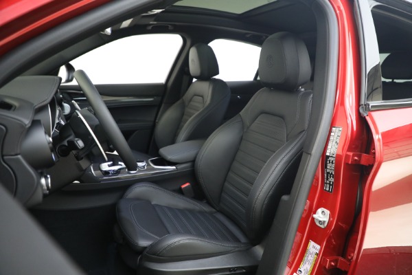 New 2023 Alfa Romeo Stelvio Quadrifoglio for sale $80,900 at Bugatti of Greenwich in Greenwich CT 06830 13