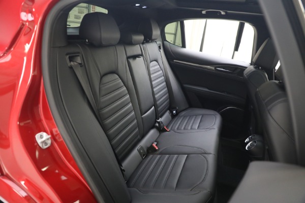 New 2023 Alfa Romeo Stelvio Quadrifoglio for sale $80,900 at Bugatti of Greenwich in Greenwich CT 06830 21