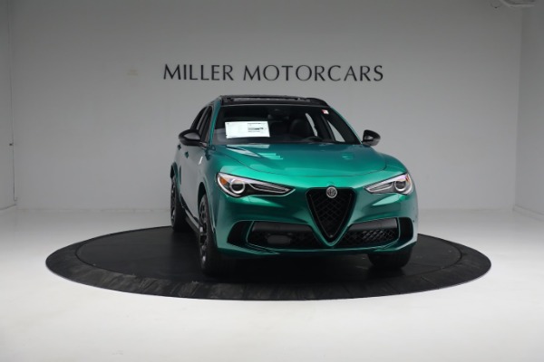 New 2022 Alfa Romeo Stelvio Quadrifoglio for sale $79,290 at Bugatti of Greenwich in Greenwich CT 06830 11