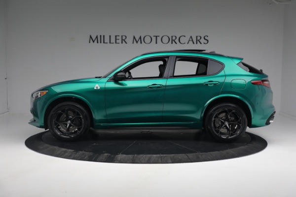 New 2022 Alfa Romeo Stelvio Quadrifoglio for sale $79,290 at Bugatti of Greenwich in Greenwich CT 06830 3