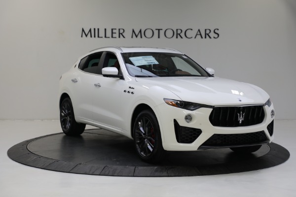 New 2022 Maserati Levante Modena for sale Sold at Bugatti of Greenwich in Greenwich CT 06830 15