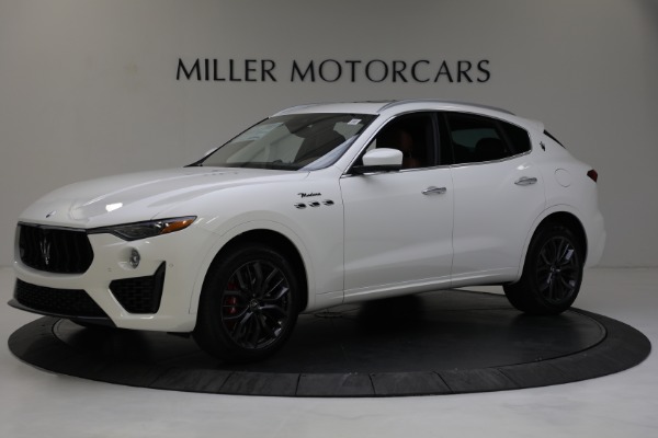 New 2022 Maserati Levante Modena for sale Sold at Bugatti of Greenwich in Greenwich CT 06830 3