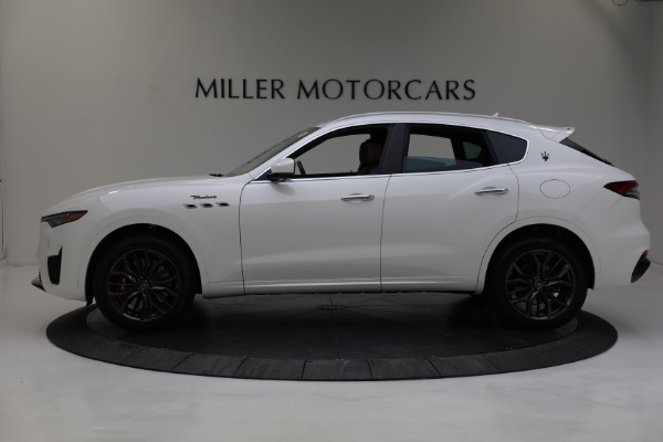 New 2022 Maserati Levante Modena for sale Sold at Bugatti of Greenwich in Greenwich CT 06830 4