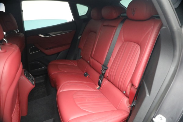 Used 2023 Maserati Levante Modena for sale $51,900 at Bugatti of Greenwich in Greenwich CT 06830 16