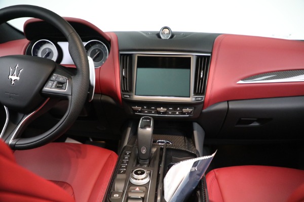 New 2023 Maserati Levante Modena for sale $112,645 at Bugatti of Greenwich in Greenwich CT 06830 21