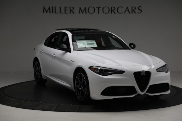 New 2023 Alfa Romeo Giulia Veloce for sale $55,860 at Bugatti of Greenwich in Greenwich CT 06830 11