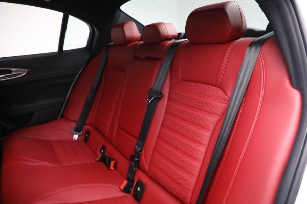 New 2023 Alfa Romeo Giulia Veloce for sale $55,860 at Bugatti of Greenwich in Greenwich CT 06830 18