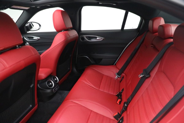 New 2023 Alfa Romeo Giulia Veloce for sale $55,860 at Bugatti of Greenwich in Greenwich CT 06830 19