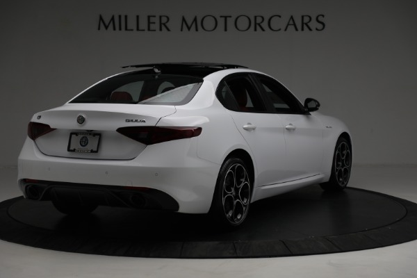 New 2023 Alfa Romeo Giulia Veloce for sale $55,860 at Bugatti of Greenwich in Greenwich CT 06830 7