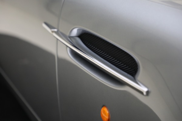 Used 2003 Aston Martin V12 Vanquish for sale Sold at Bugatti of Greenwich in Greenwich CT 06830 28