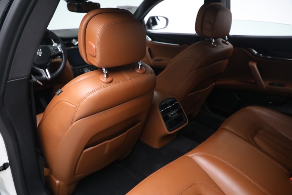 Used 2019 Maserati Quattroporte S Q4 for sale Sold at Bugatti of Greenwich in Greenwich CT 06830 17