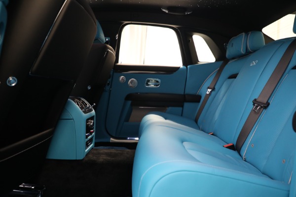 Used 2022 Rolls-Royce Ghost Black Badge for sale $449,900 at Bugatti of Greenwich in Greenwich CT 06830 17