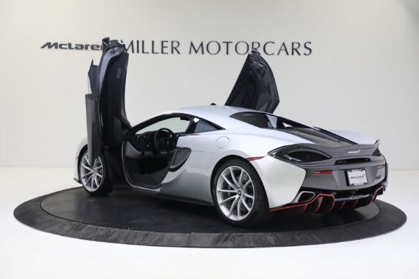 Used 2019 McLaren 570S for sale $187,900 at Bugatti of Greenwich in Greenwich CT 06830 15