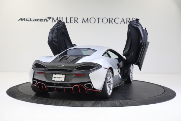 Used 2019 McLaren 570S for sale $187,900 at Bugatti of Greenwich in Greenwich CT 06830 19