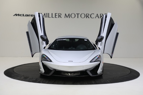 Used 2019 McLaren 570S for sale Sold at Bugatti of Greenwich in Greenwich CT 06830 23