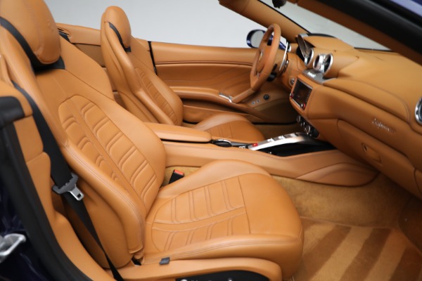 Used 2015 Ferrari California T for sale Sold at Bugatti of Greenwich in Greenwich CT 06830 23