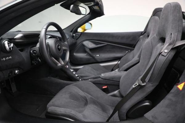 Used 2020 McLaren 720S Spider for sale $317,900 at Bugatti of Greenwich in Greenwich CT 06830 22