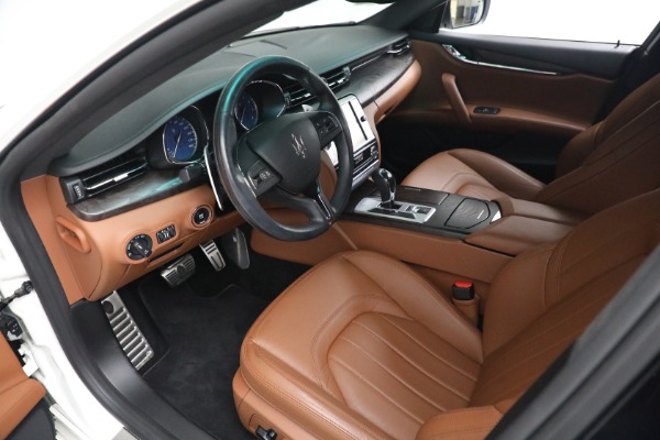 Used 2014 Maserati Quattroporte S Q4 for sale Sold at Bugatti of Greenwich in Greenwich CT 06830 16